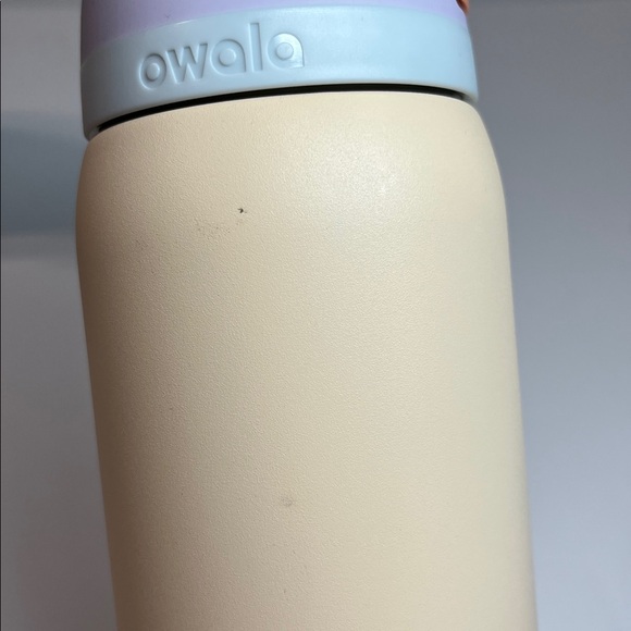 New! Owala 32 oz FreeSip Spout Insulated Water Bottle - Picture 2 of 5